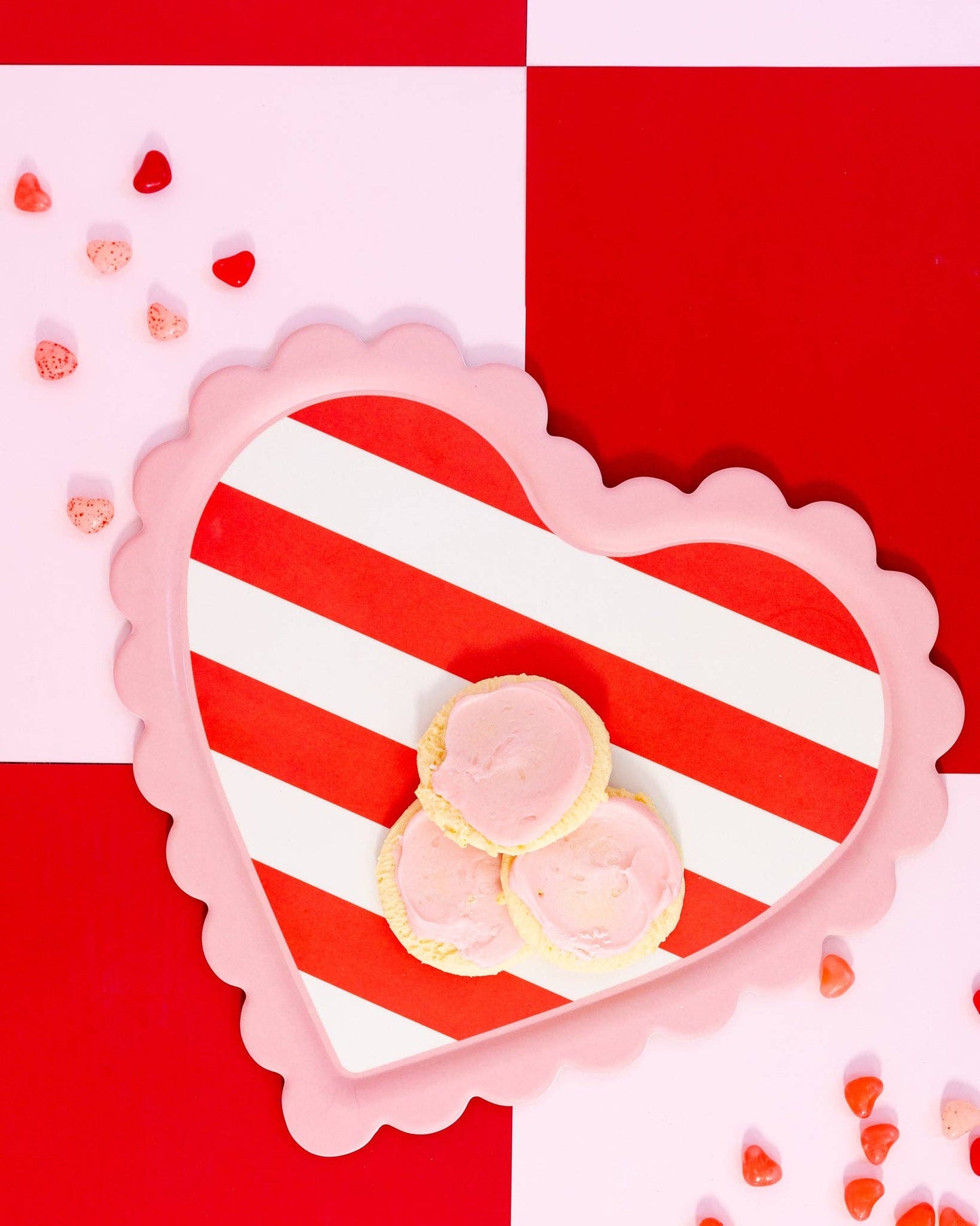 My Mind’s Eye - VAL1120 - Scalloped Striped Heart Tray