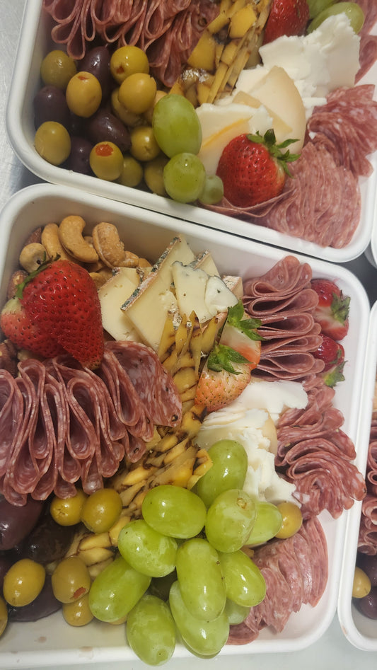 Large Charcuterie Box