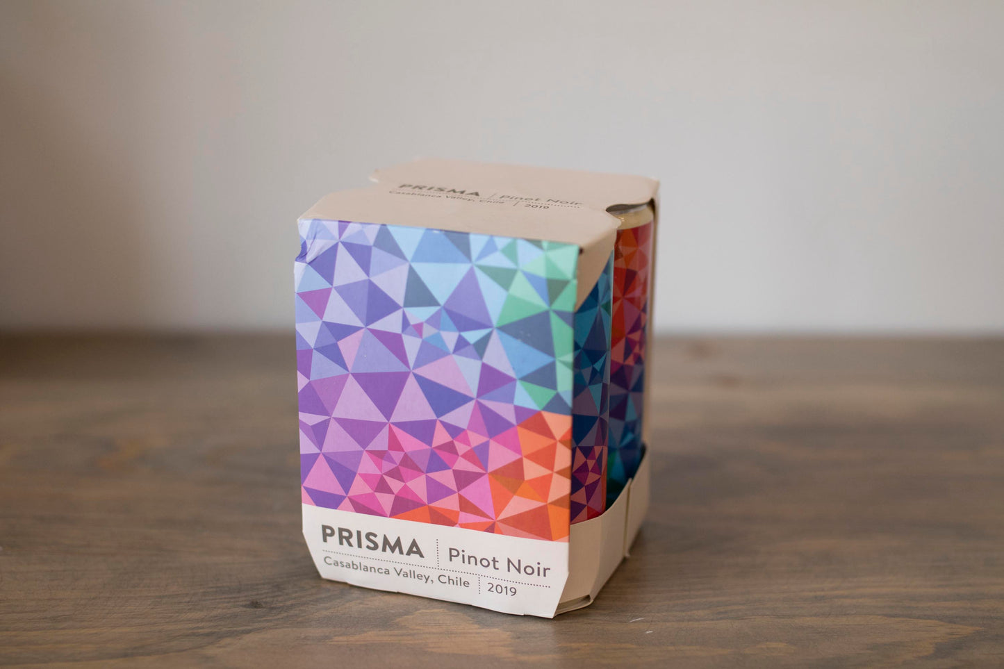 Prisma Pinot Noir Cans